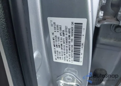 2011 Honda Accord 3.5 Ex z USA, uszkodzony, nr VIN 1HGCP3F75BA021696